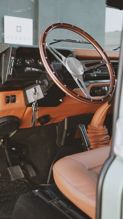 1998 Land Rover Defender 110 - Image 20 of 21