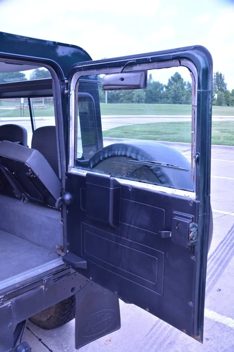 1998 Land Rover Defender - Image 5 of 20
