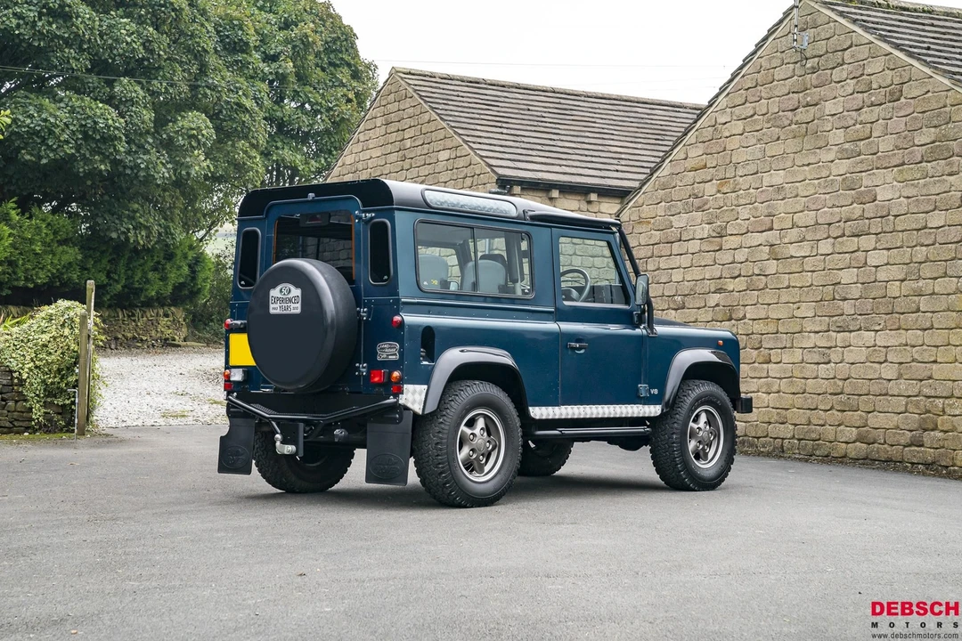 1998 Land Rover Defender 90 - Image 5 of 21