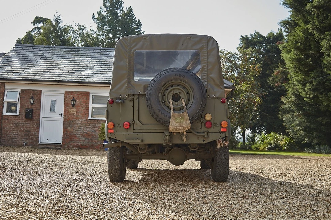1998 Land Rover Defender 90 - Image 8 of 30