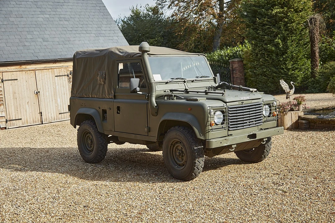 1998 Land Rover Defender 90 - Image 2 of 30