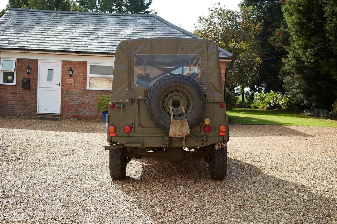 1998 Land Rover Defender 90 - Image 7 of 30