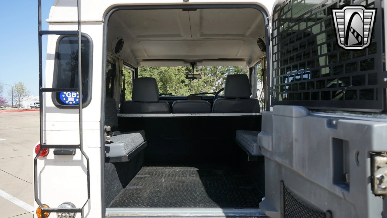 1998 Land Rover Defender 90 - Image 19 of 21