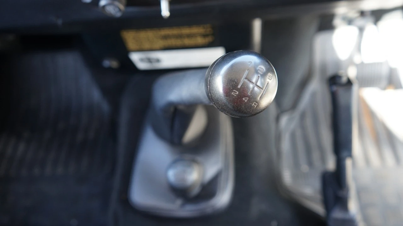1998 Land Rover Defender 90 - Image 16 of 21