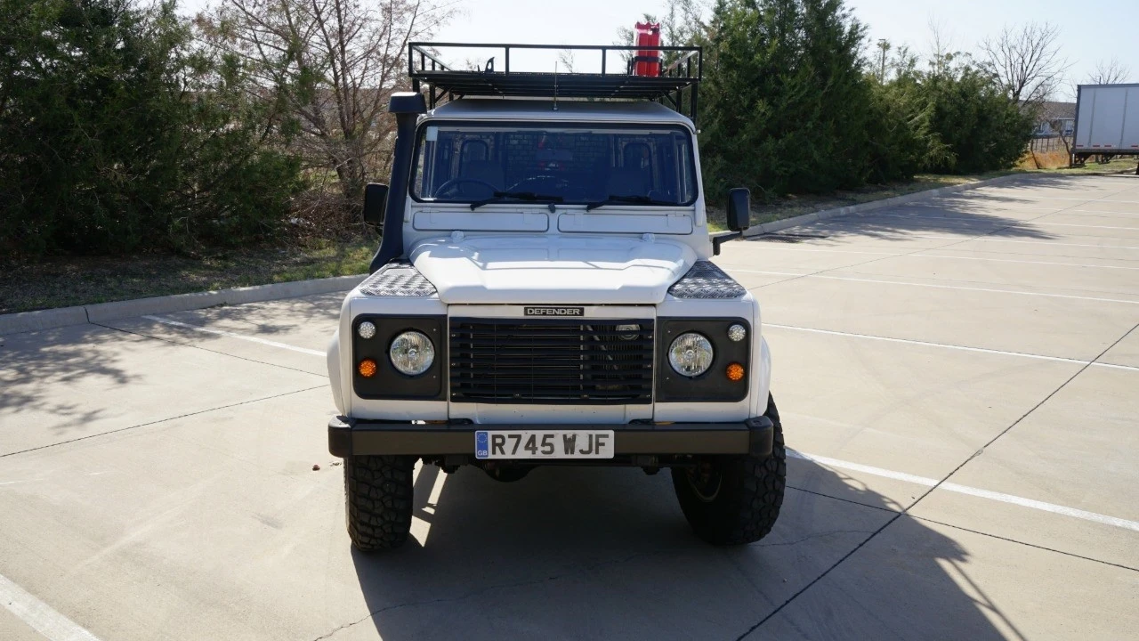 1998 Land Rover Defender 90 - Image 5 of 21