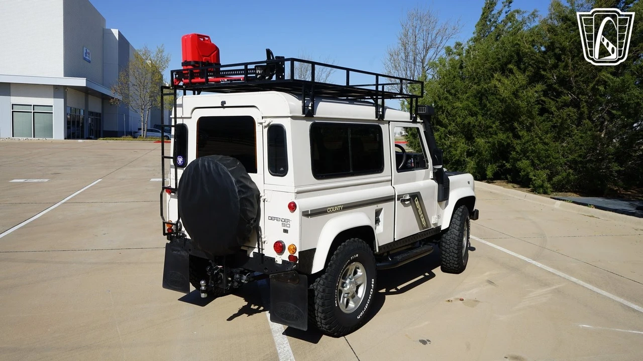 1998 Land Rover Defender 90 - Image 16 of 21