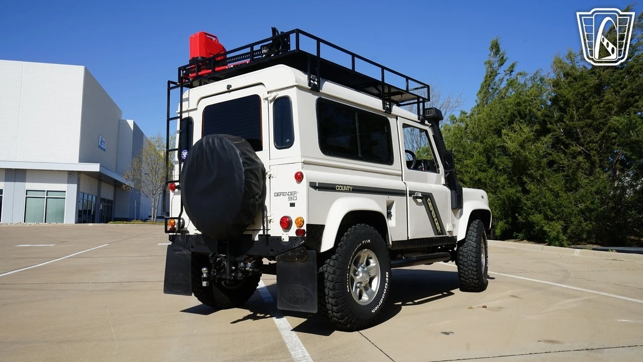 1998 Land Rover Defender 90 - Image 17 of 21
