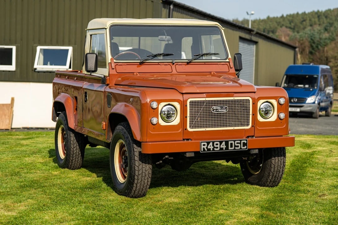 1998 Land Rover Defender 90 - Image 5 of 30