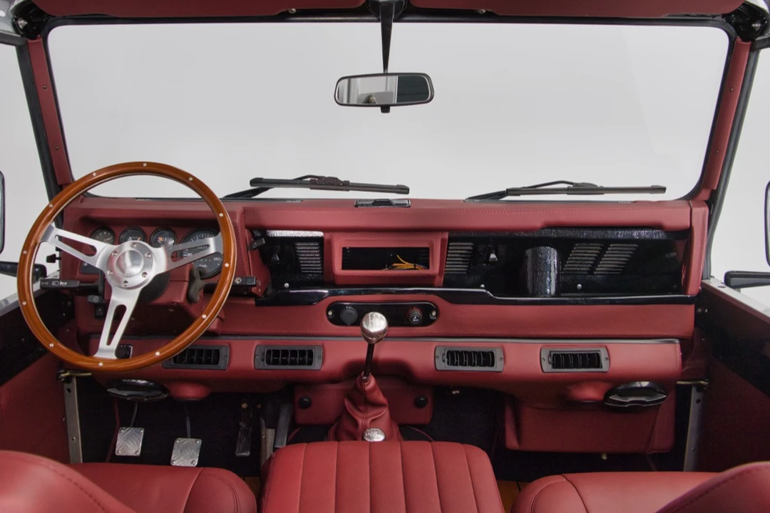 1998 Land Rover Defender 90 - Image 5 of 8