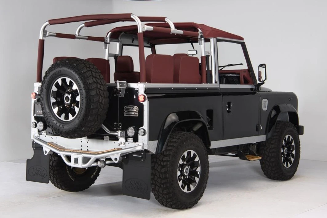 1998 Land Rover Defender 90 - Image 2 of 8