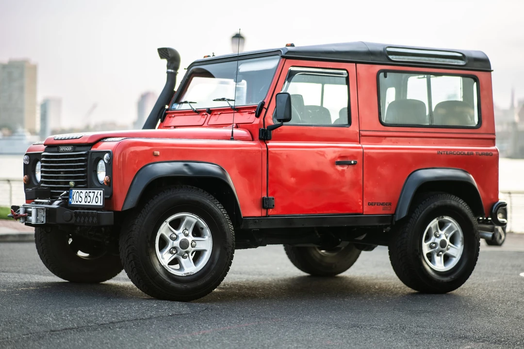 1998 Land Rover Defender 90 - Image 16 of 31