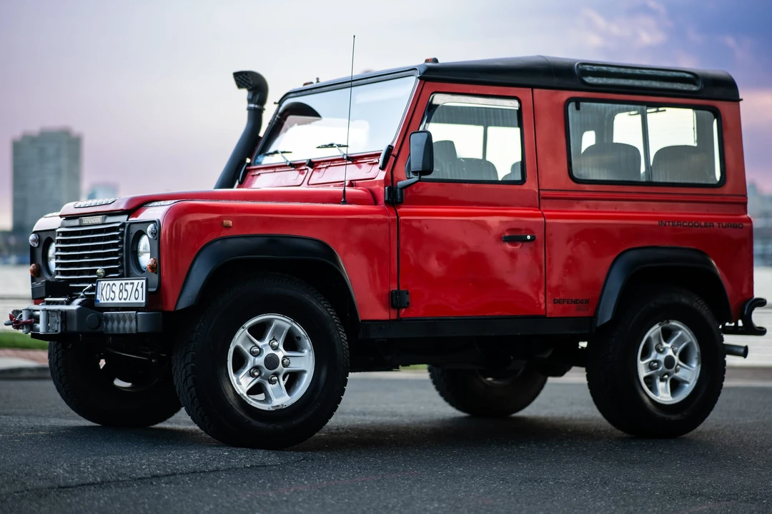 1998 Land Rover Defender 90 - Image 17 of 31