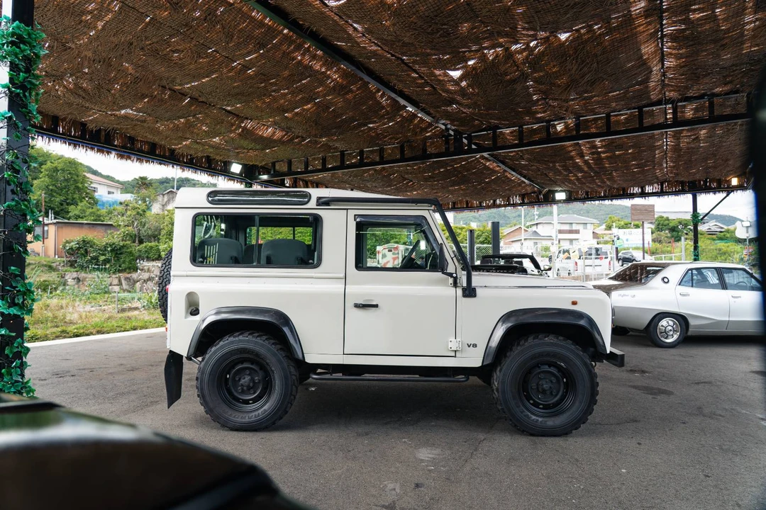 1998 Land Rover Defender 90 - Image 6 of 31
