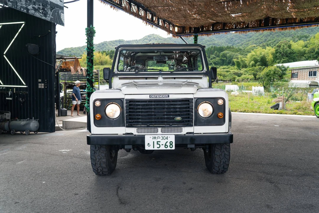1998 Land Rover Defender 90 - Image 4 of 31