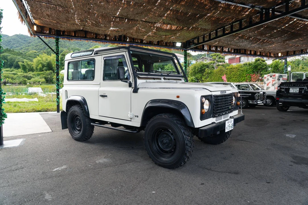 1998 Land Rover Defender 90 - Image 5 of 31