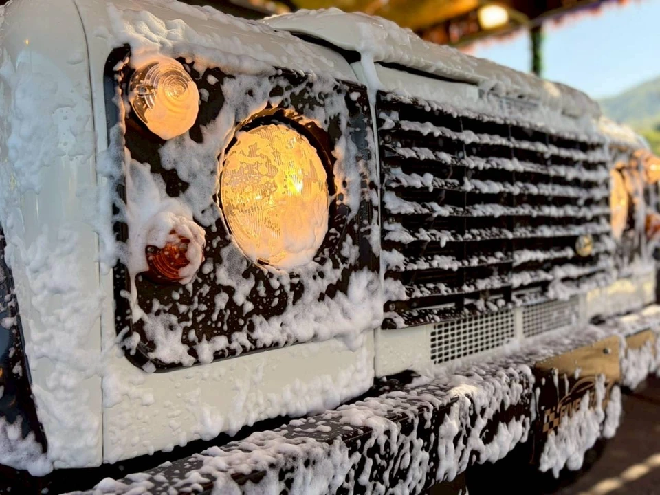 1998 Land Rover Defender 90 - Image 25 of 31