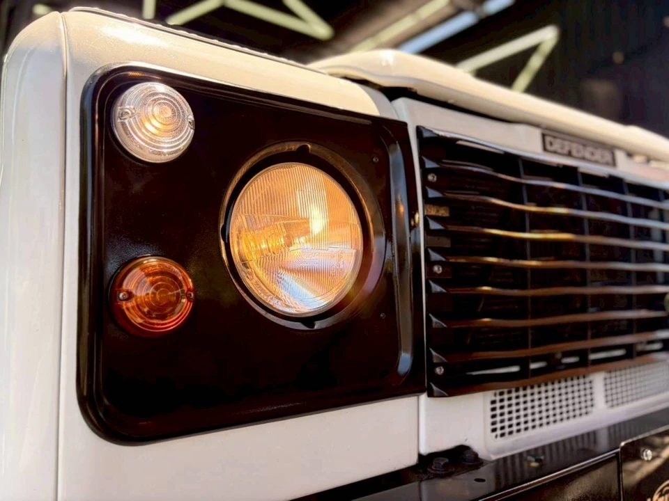 1998 Land Rover Defender 90 - Image 30 of 31