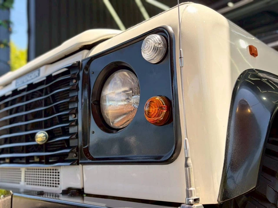1998 Land Rover Defender 90 - Image 31 of 31