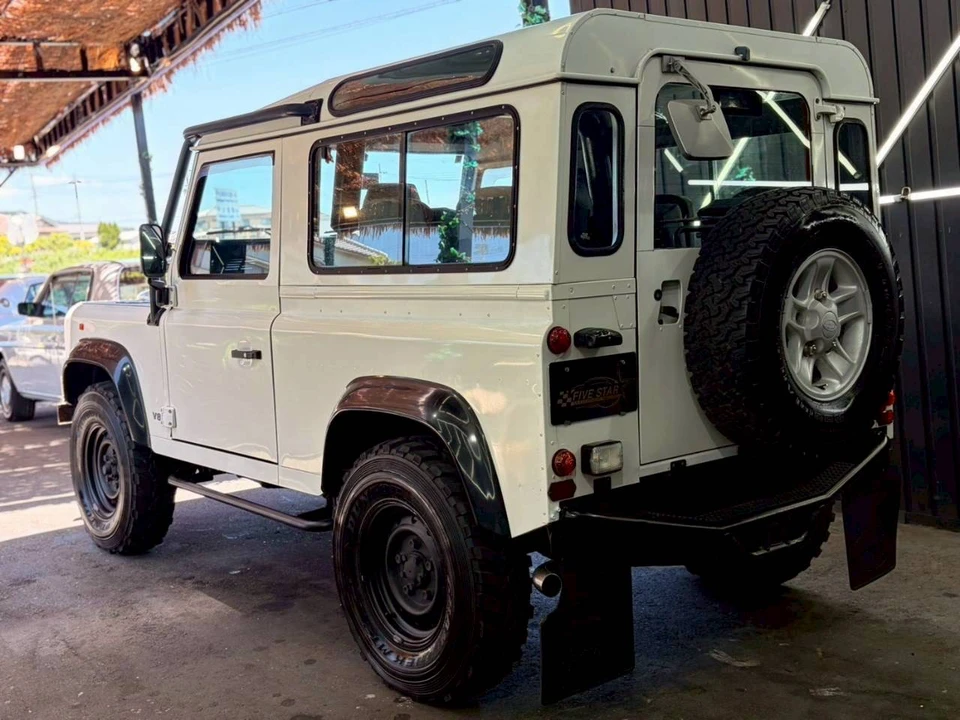 1998 Land Rover Defender 90 - Image 23 of 31
