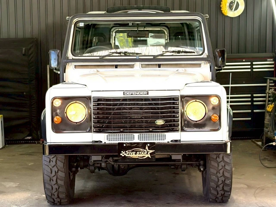1998 Land Rover Defender 90 - Image 14 of 31