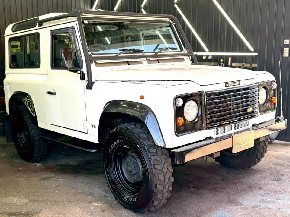 1998 Land Rover Defender 90 - Image 15 of 31