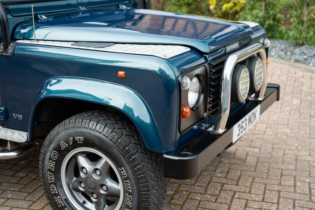 1998 Land Rover Defender 90 - Image 11 of 31