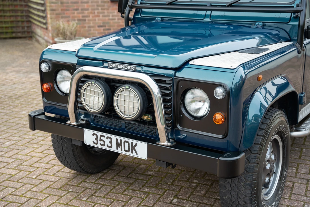 1998 Land Rover Defender 90 - Image 17 of 31