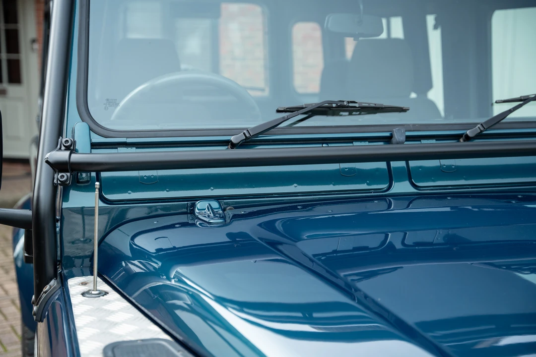 1998 Land Rover Defender 90 - Image 20 of 31