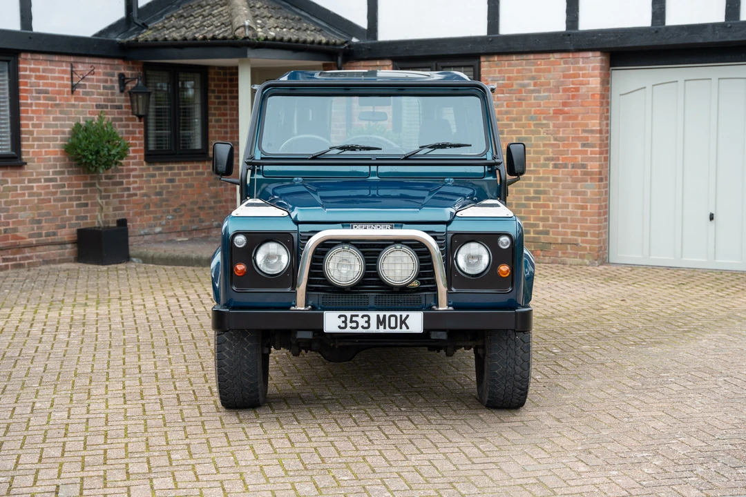 1998 Land Rover Defender 90 - Image 10 of 31