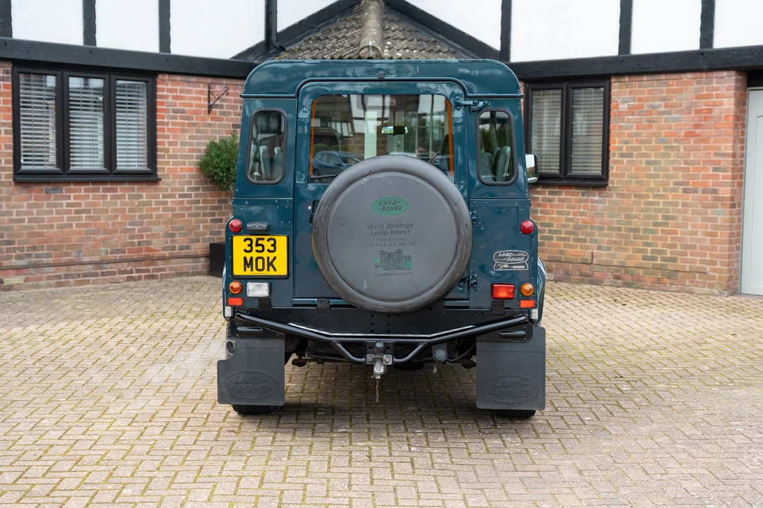 1998 Land Rover Defender 90 - Image 6 of 31