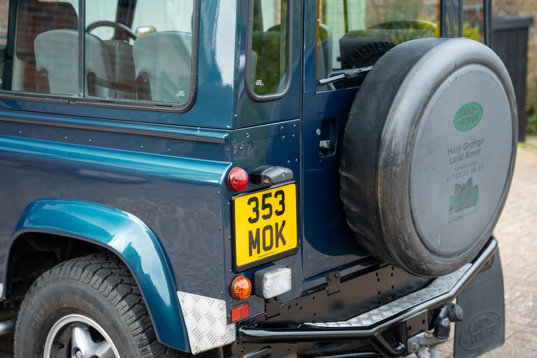 1998 Land Rover Defender 90 - Image 24 of 31