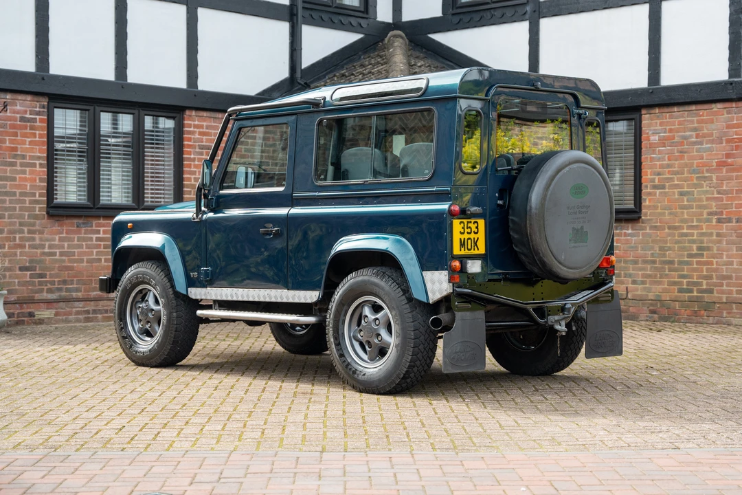 1998 Land Rover Defender 90 - Image 5 of 31
