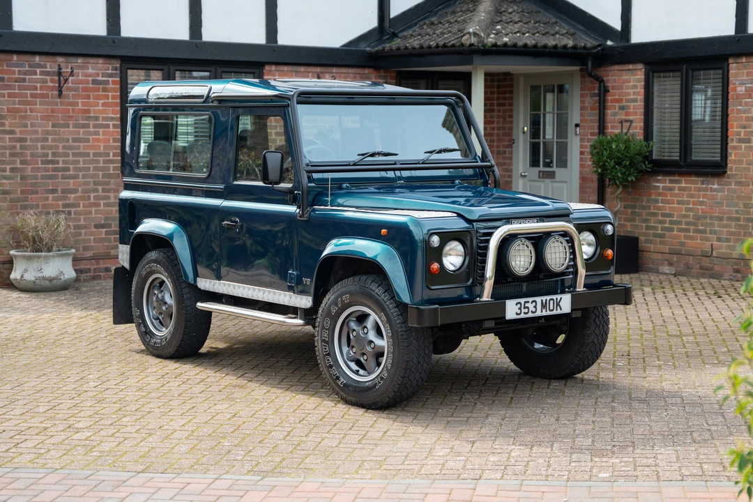 1998 Land Rover Defender 90 - Image 9 of 31