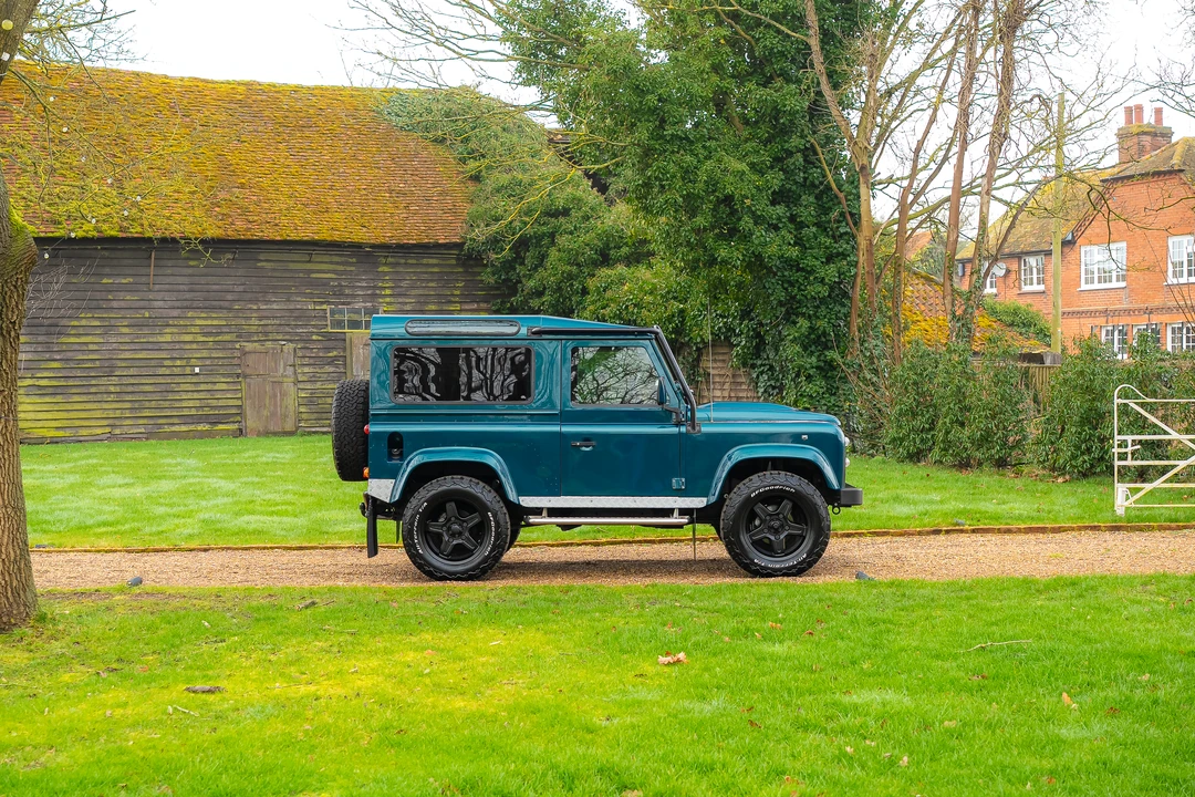 1998 Land Rover Defender 90 - Image 4 of 31
