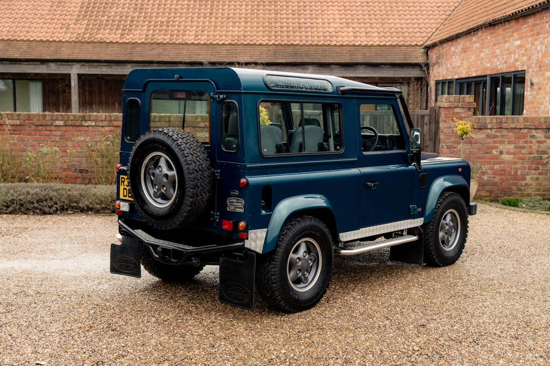 1998 Land Rover Defender 90 - Image 7 of 31