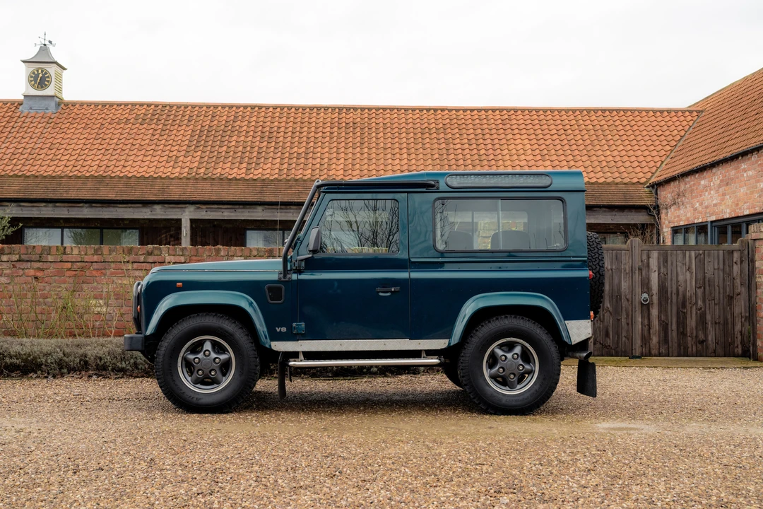 1998 Land Rover Defender 90 - Image 4 of 31