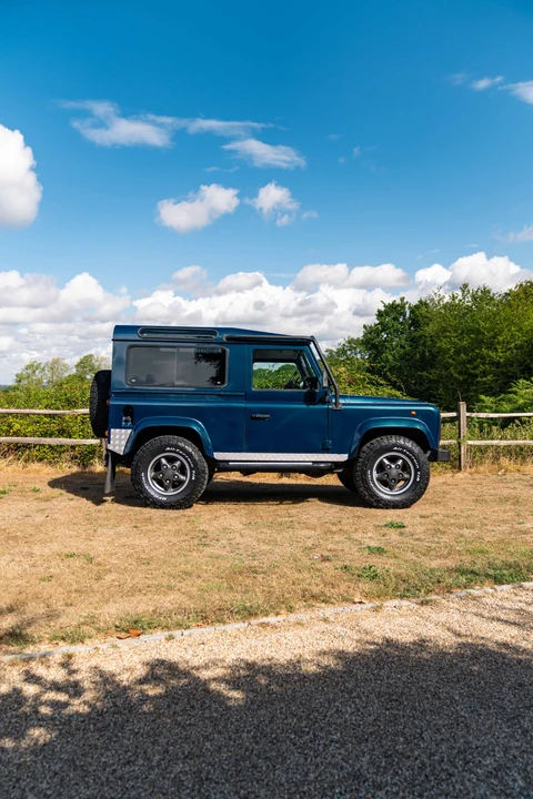 1998 Land Rover Defender 90 - Image 17 of 31