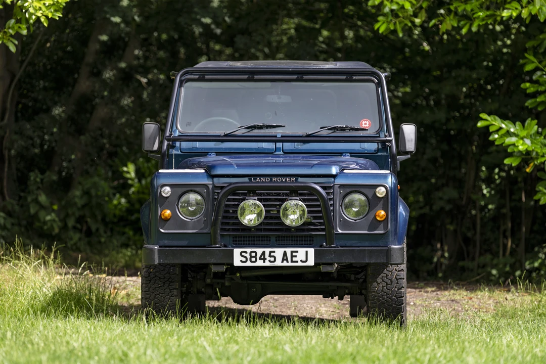 1998 Land Rover Defender 90 - Image 11 of 31