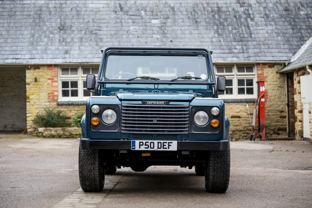 1998 Land Rover Defender 90 - Image 2 of 31