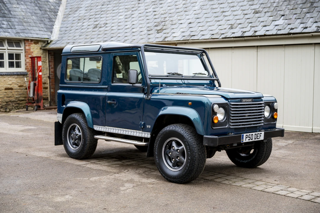 1998 Land Rover Defender 90 - Image 3 of 31