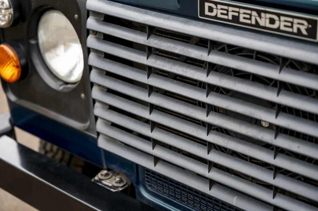 1998 Land Rover Defender 90 - Image 16 of 31