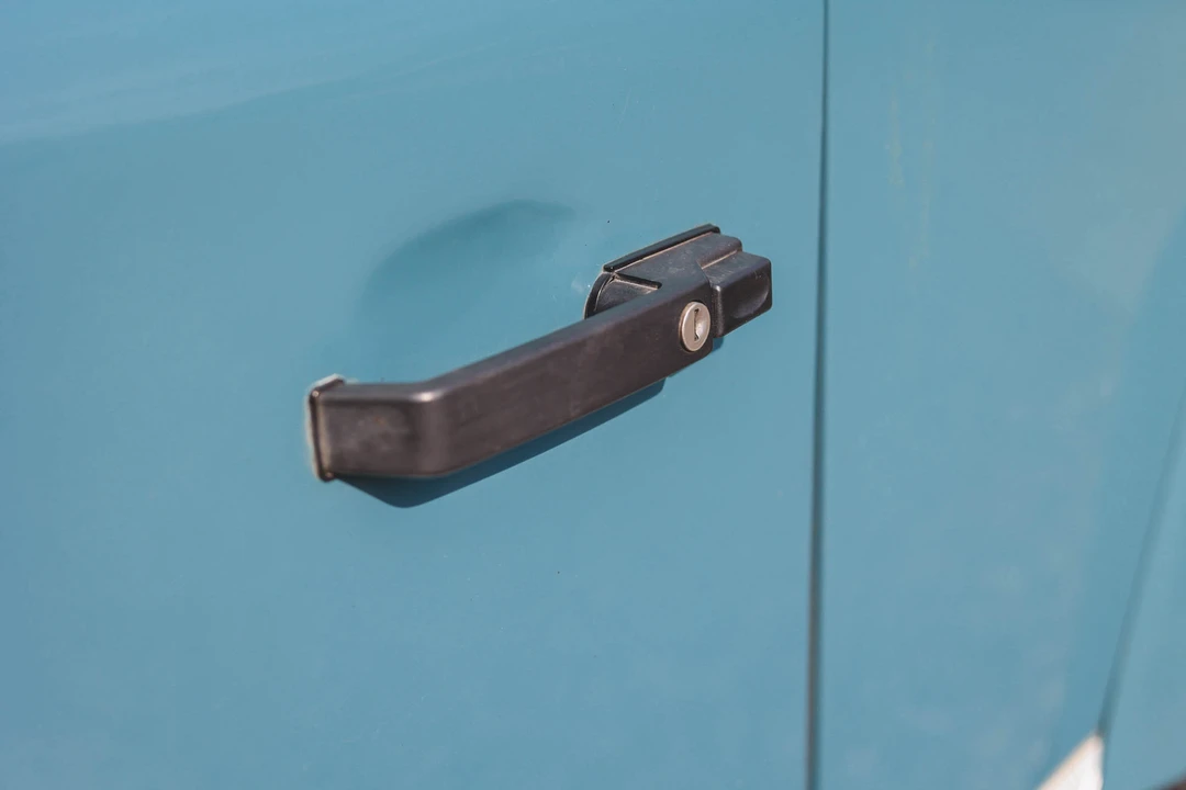 1998 Land Rover Defender 90 - Image 13 of 31