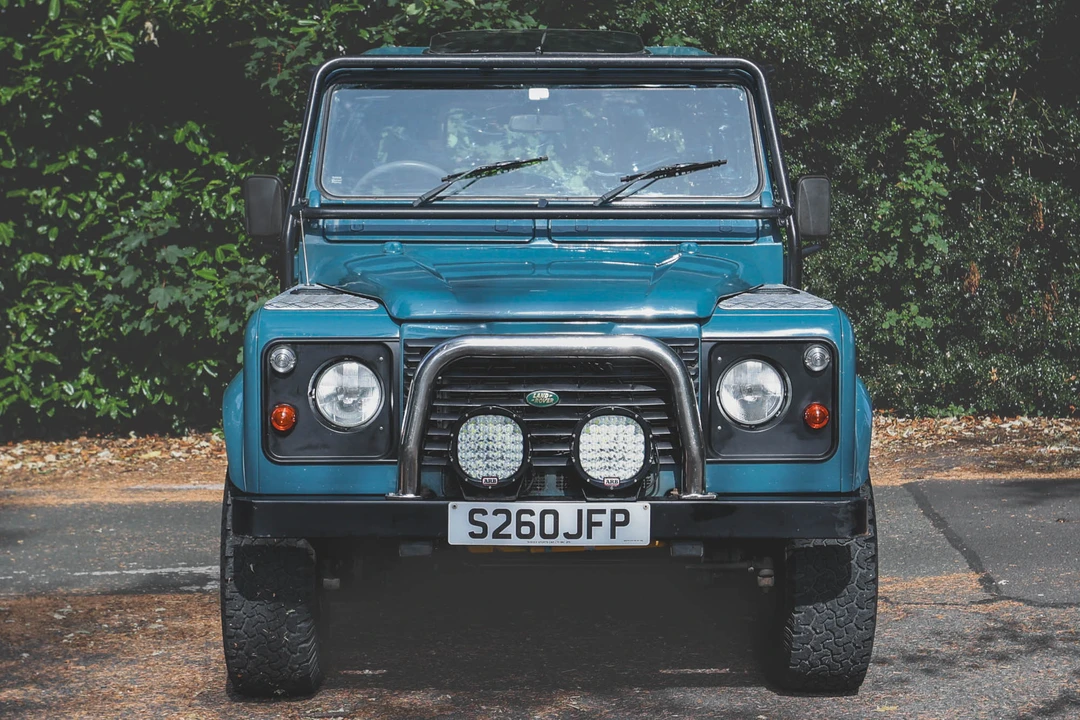 1998 Land Rover Defender 90 - Image 10 of 31