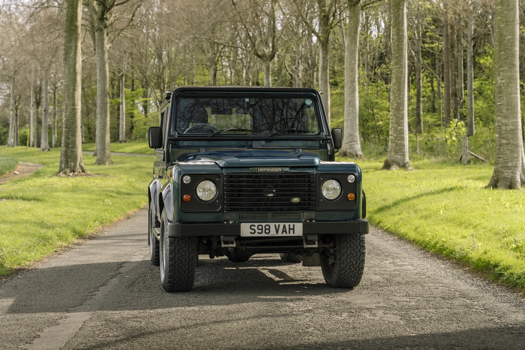 1998 Land Rover Defender 90 - Image 2 of 31
