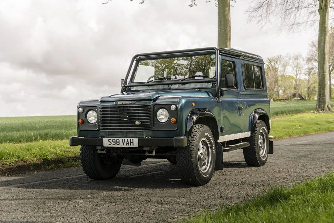 1998 Land Rover Defender 90 - Image 8 of 31