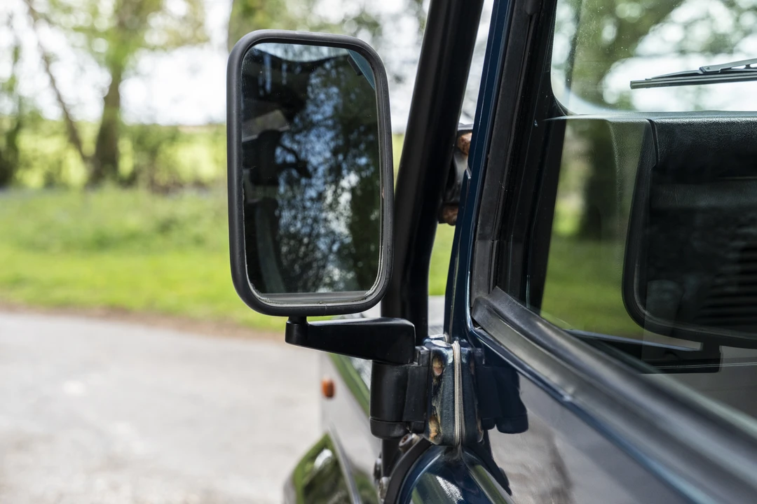 1998 Land Rover Defender 90 - Image 24 of 31