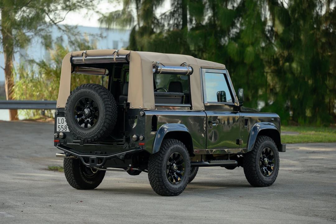 1998 Land Rover Defender 90 - Image 4 of 31