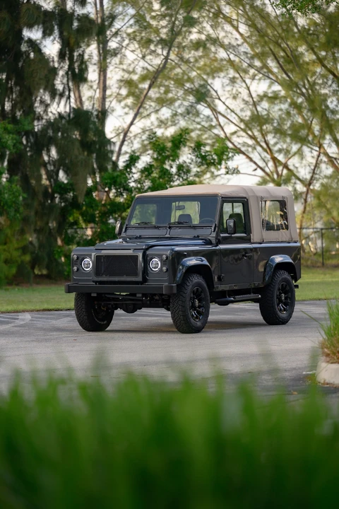 1998 Land Rover Defender 90 - Image 10 of 31
