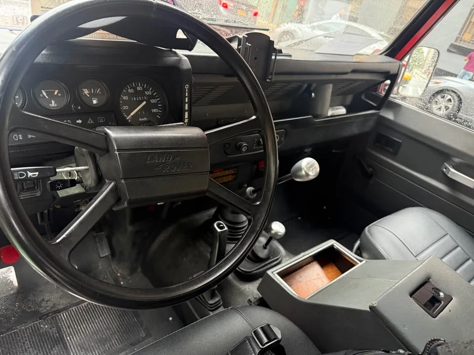 1998 Land Rover Defender 90 - Image 4 of 19