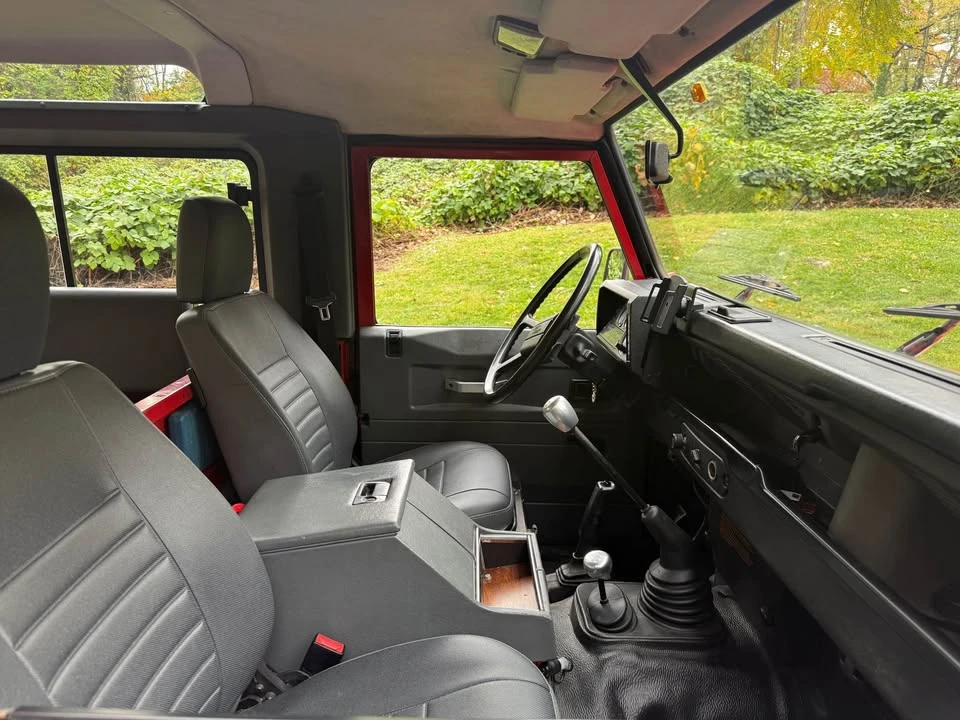 1998 Land Rover Defender 90 - Image 8 of 19